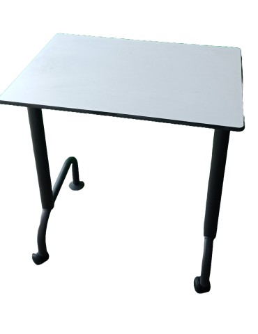 Table scolaire sur roulette 4 pieds - T6