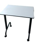 Table scolaire sur roulette 4 pieds - T6