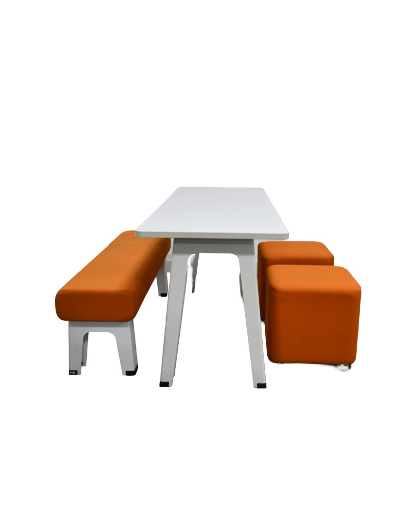 copy of Ensemble table avec un banc et deux pouf - Steelcase