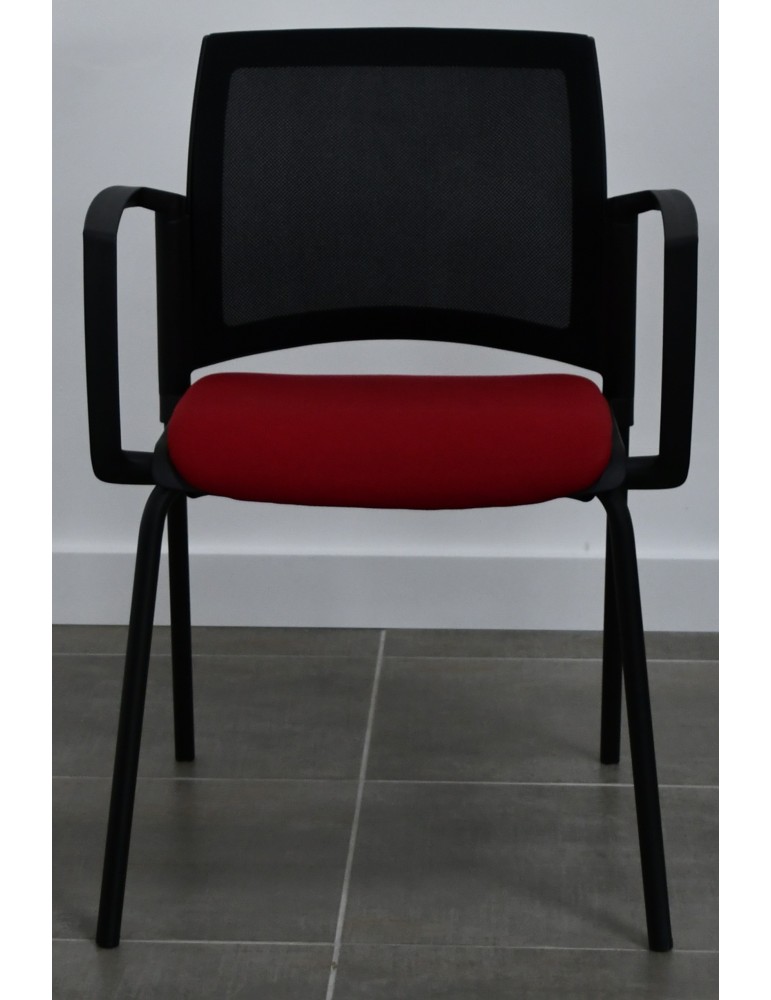 Chaise visiteur - Neuf - Tamaki 4 pieds - Dossier Résille / Assise tissus Rouge - Avec accotoirs