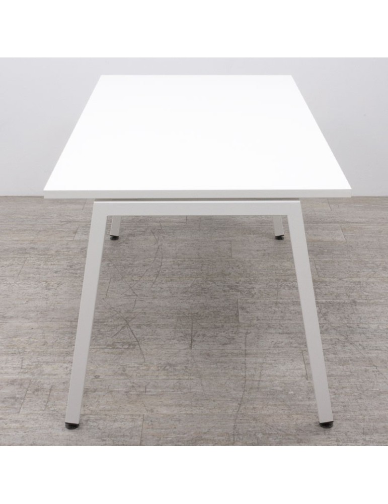 Bureau droit d'occasion - bureau longueur 120 cm 2Mmobilier