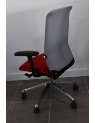 Fauteuil de travail Eurosit Ligne E4 Pro - Dossier résille Gris / Assise tissus Rouge 2